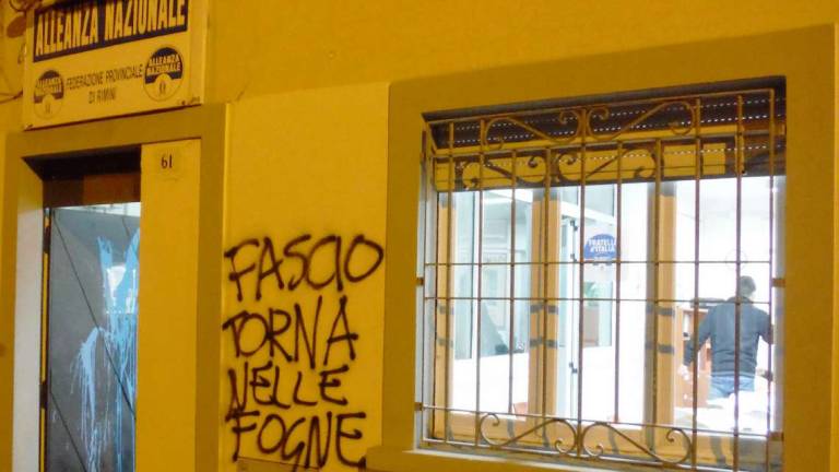 Rimini. Bombe carta e spray: manifestanti a processo