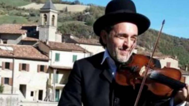 Da Faenza a Sanremo alla strada, è l'ultimo spazio per la musica