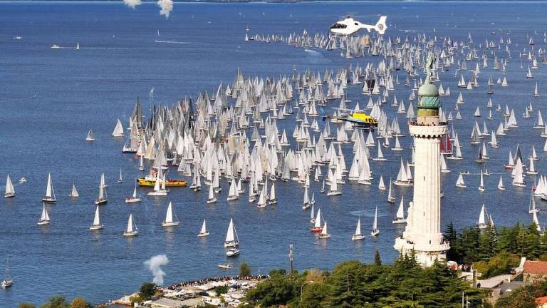 Trieste, il grande faro che stupiva i marinai