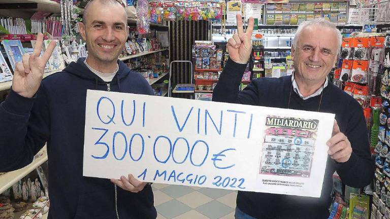 Rimini, gioca 5 euro e ne vince 300mila