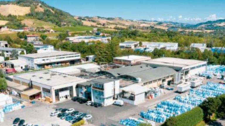 Mercato Saraceno, Plastisavio punta sul fotovoltaico