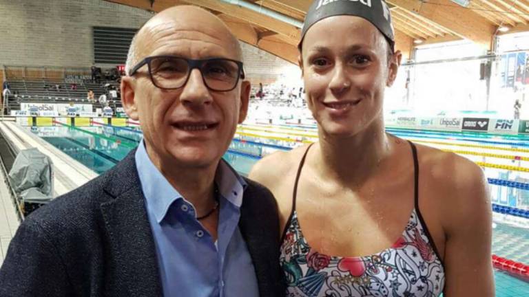 Nuoto, Pellegrini a Riccione: festa a porte chiuse