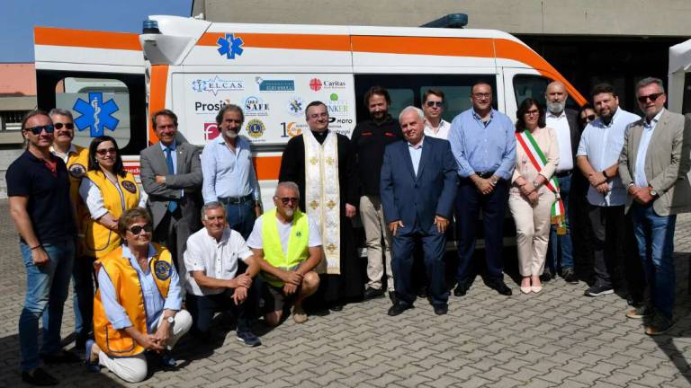 Forlì, la solidarietà non si ferma: ambulanza per il Donbass
