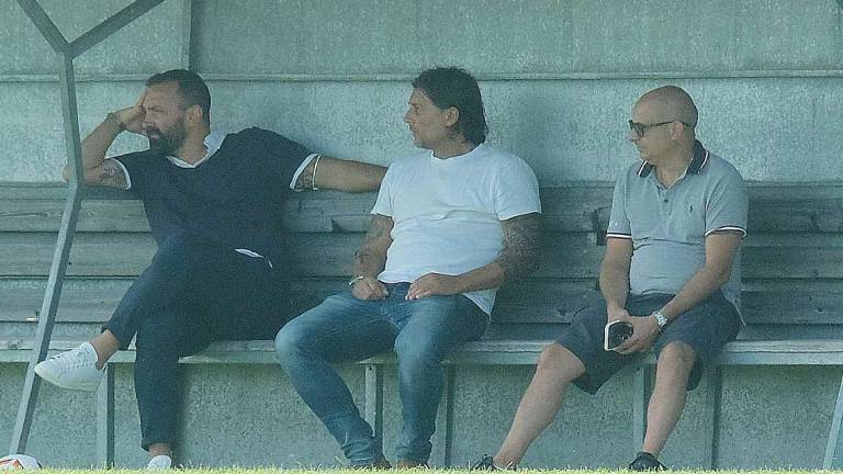 Calcio D, Tanasa si presenta al Rimini segnando da metà campo