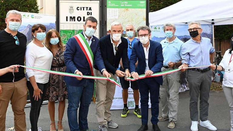 Imola. La “Via del Gesso”: il nuovo sentiero fa strada al turismo