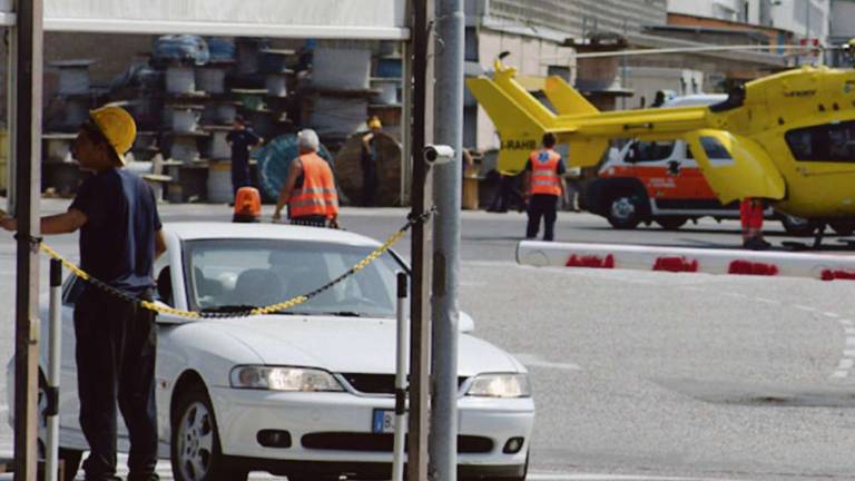 Ravenna, operaio schiacciato fra le lamiere: Sicurezza carente