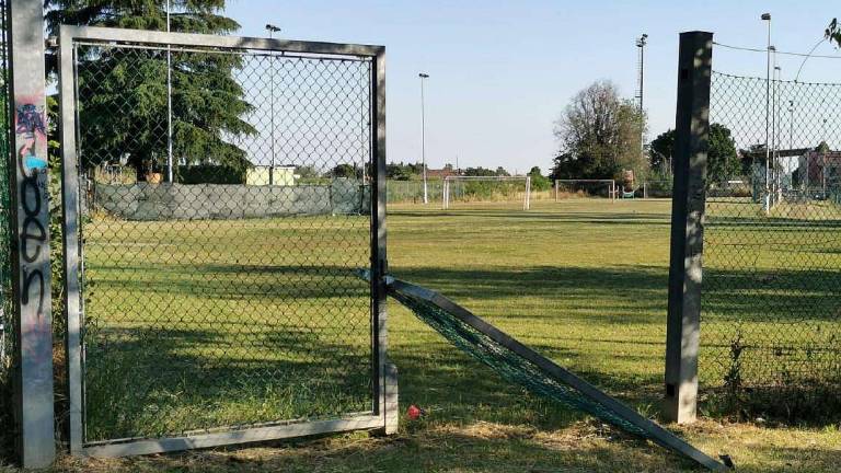 Cesena: vandali al campo sportivo del Rumagna
