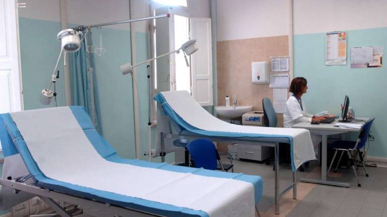 Ravenna, dottoressa in maternità: i pazienti cambiano medico a loro insaputa