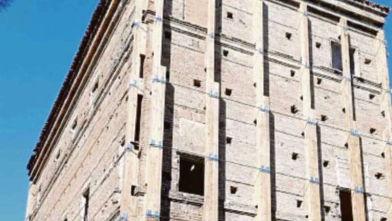 Cesena, palazzaccio: completati i lavori anti-crollo sulle pareti