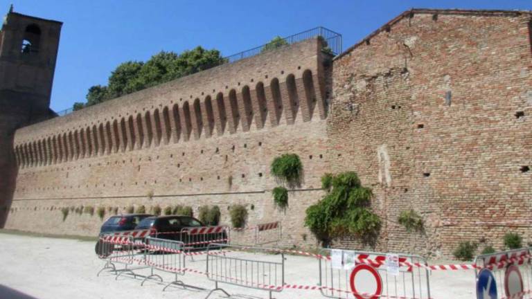 Gatteo, al castello aree transennate per alcuni dissesti