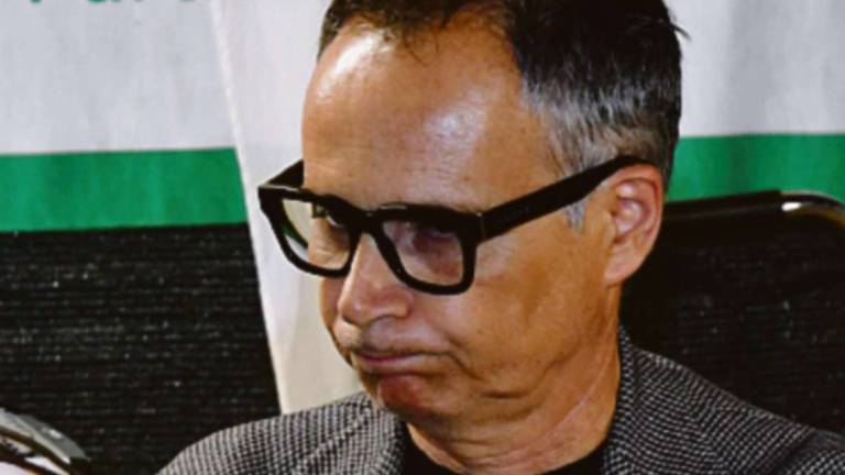 Bandi spiagge, Corsini: Melucci sbaglia, niente lobby