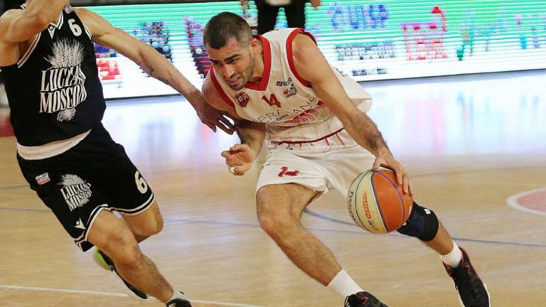 Basket B, la missione di Rimini: 10 vittorie per il primo posto