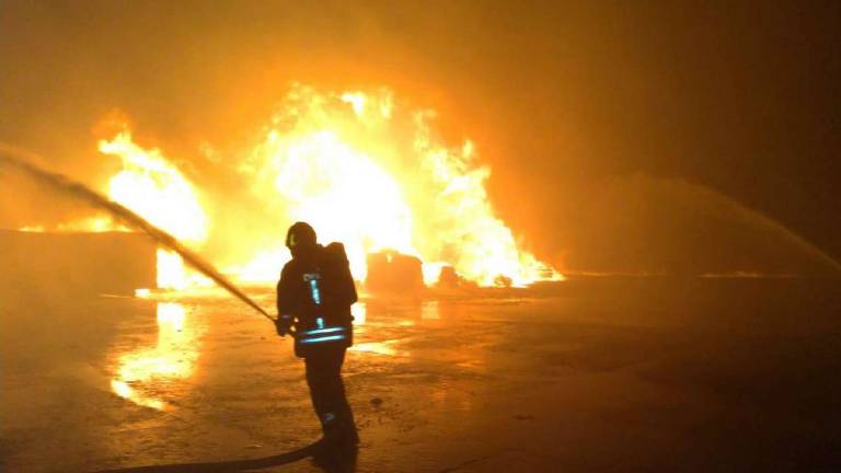 Capannone agricolo a fuoco a Rullato di Sarsina