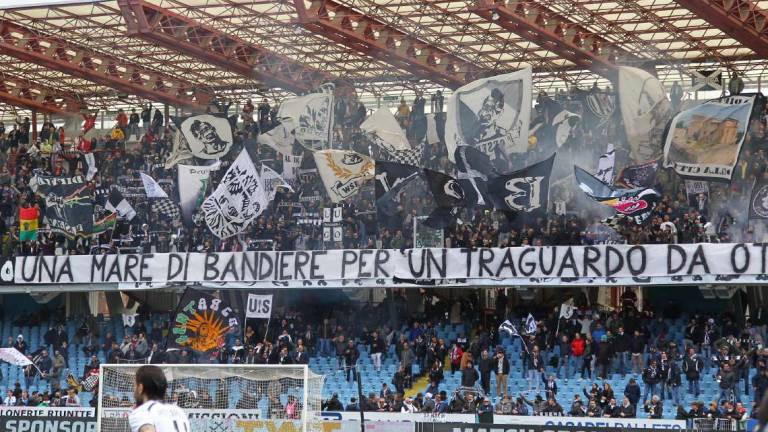 Calcio C, c'è la curva che canta e il Cesena diventa implacabile