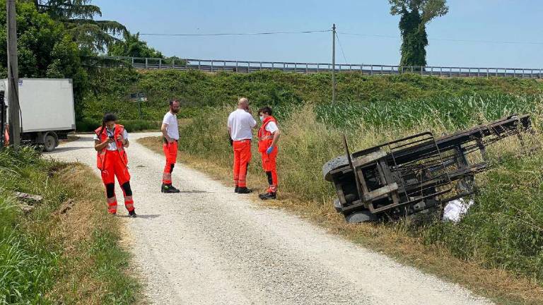 La tragedia del muletto: perché un 12enne alla guida?