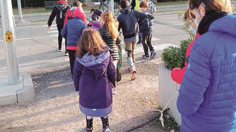 Bellaria, il Covid azzoppa il Piedibus: C'è solo un bimbo sulla linea 1