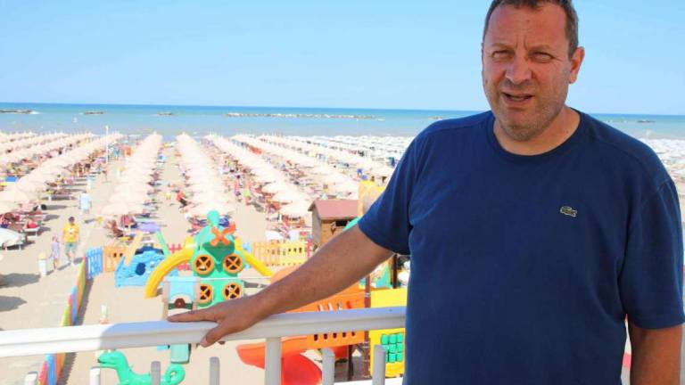 In spiaggia a Cesenatico aumenti contenuti, ma bar più salati