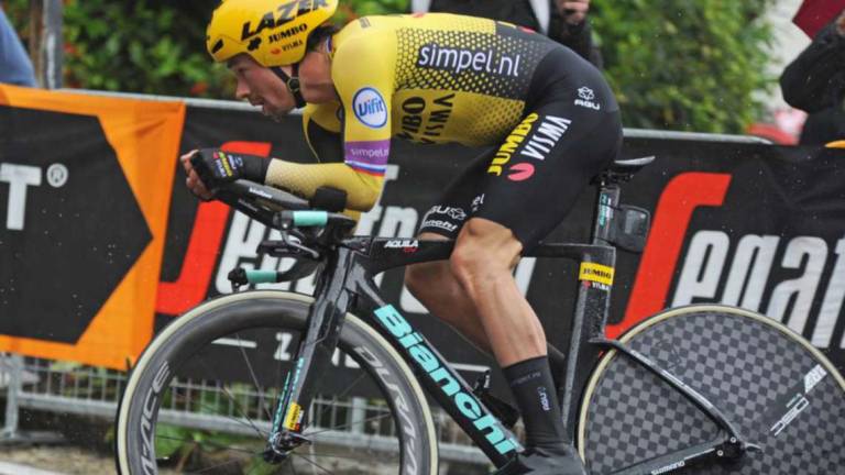Ciclismo, Giro d'Italia: c'è la crono Savignano-Cesena