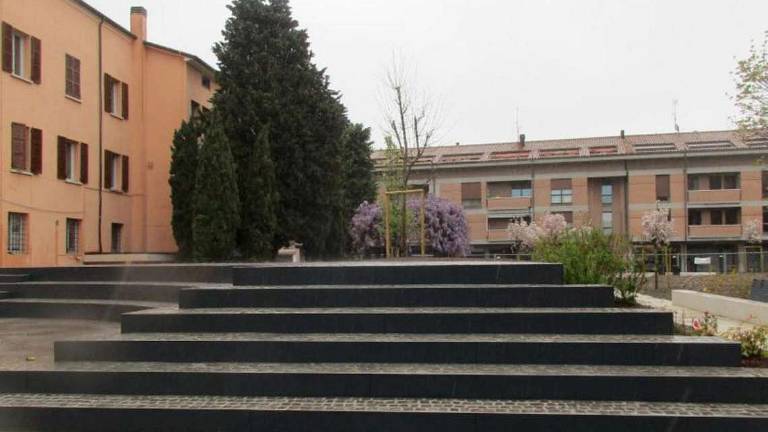 Piazza Giovanni XXIII: finiti in anticipo i lavori a Savignano