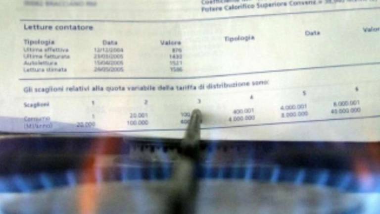 Federconsumatori: Gas alle stelle, tanti cambi di compagnia