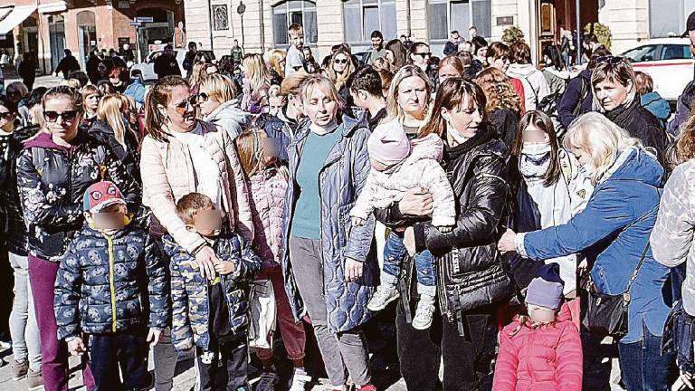 Profughe ucraine: assunte in 150 negli alberghi di Rimini e Riccione