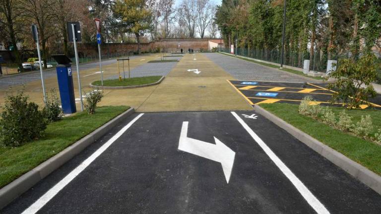 Forlì. Aperto il parcheggio di via Romanello, 80 posti auto