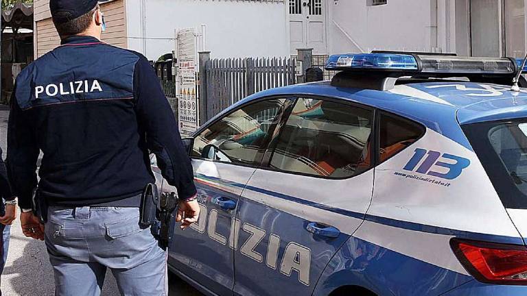 Rimini. La Polizia confisca beni per 250.000 euro alla ladra degli abbracci