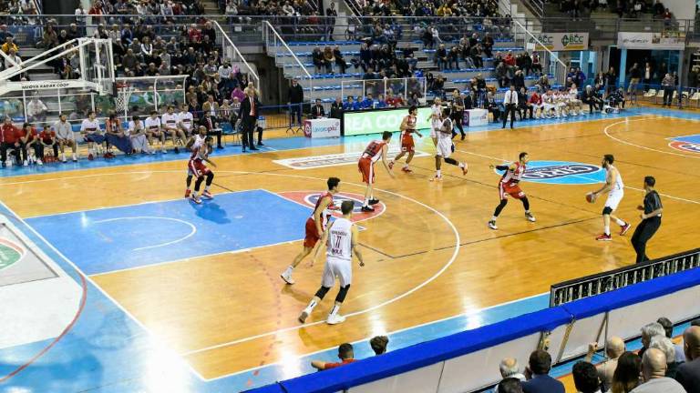 Basket, In A2 e in B si giocherà alle 17? I dubbi delle romagnole