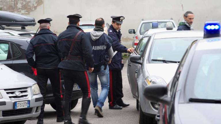 Ravenna, ispettori del lavoro assenteisti: Condannate i furbetti del cartellino