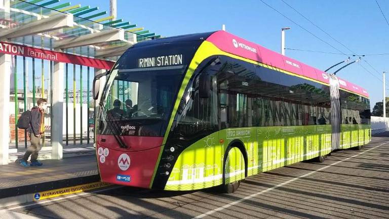 Rimini. Metromare e bus, Renzi: Costano un milione in più