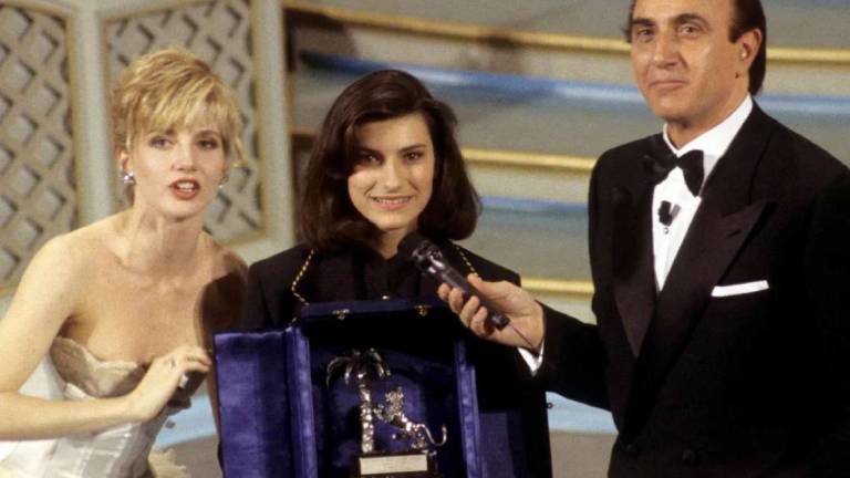 Laura Pausini festeggia 30 anni di carriera con tre show gratuiti