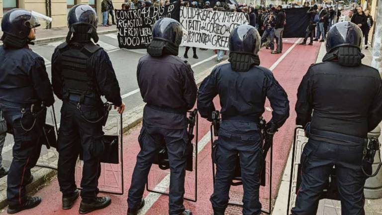 Cesena, 40 anarchici in corteo per Cospito e 3 cesenati a processo