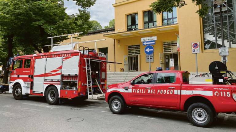 Cesena, sede dei vigili a fuoco: 60mila euro per curare le ferite