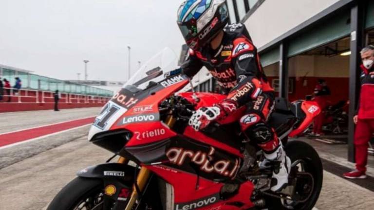 Superbike, Rinaldi e Redding collaudano la Ducati a Misano