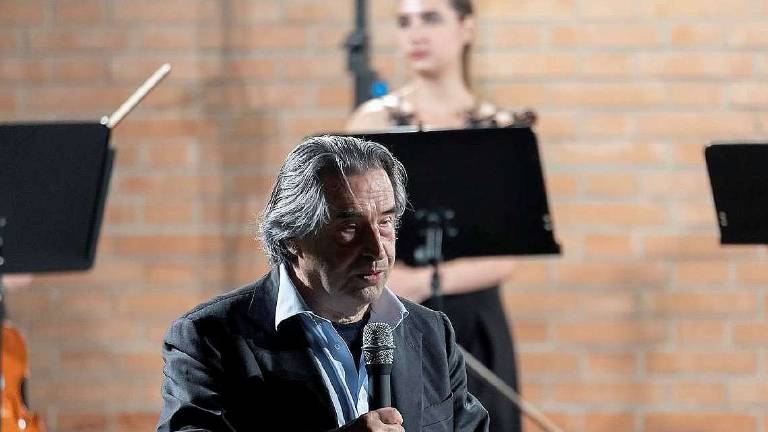 Muti incontra i detenuti: concerto nel carcere di Ravenna