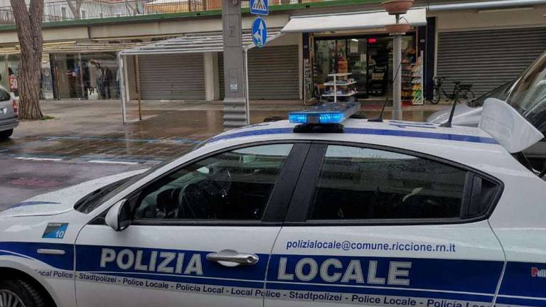 Riccione: Non venite se siete astemi, hotel chiuso per 5 giorni