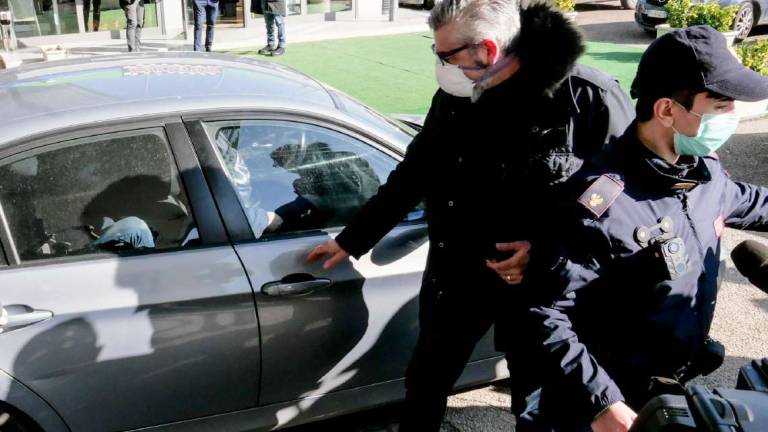 Delitto di Faenza, l'auto dell'alibi portata a casa dell'indagato