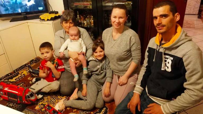 Guerra in Ucraina: profughi in salvo da nonna Alina a Fusignano dopo 3 giorni di fuga
