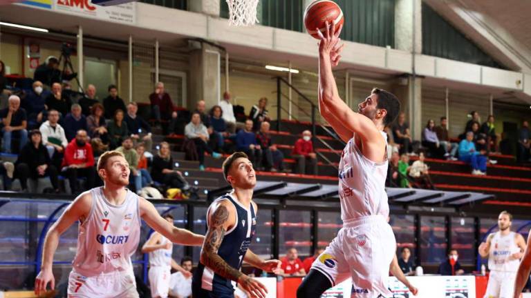 Basket B, Restelli: Andrea Costa, la via d'uscita è allenarsi duramente