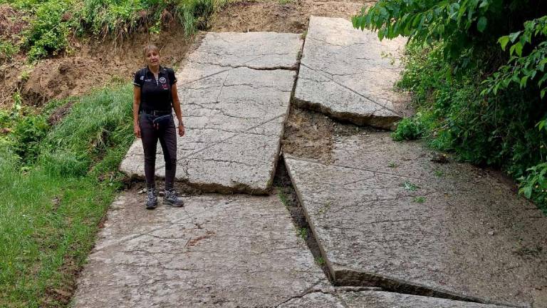 Imola, agriturismo isolato dalle frane. Costretti a chiudere