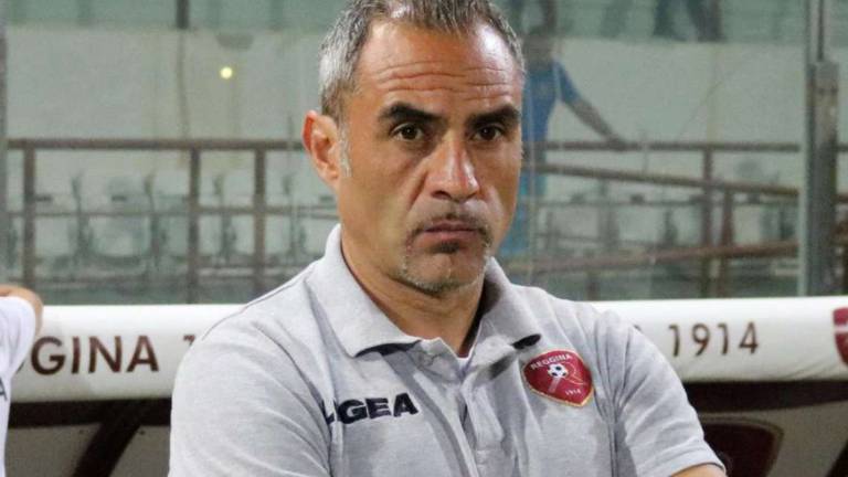 Calcio C, il Cesena vuole un tecnico vincente: con Castori ha funzionato, con Salvemini no. Ora tocca a Toscano