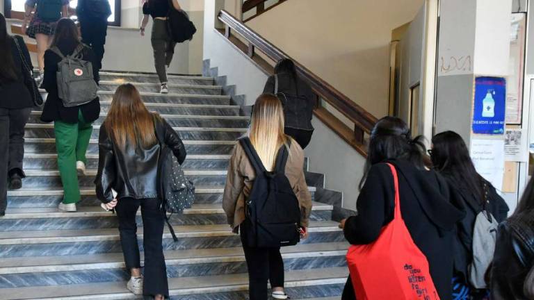 Forlì, presidi e professori stremati da dad e sosituzioni: Non abbiamo tregua