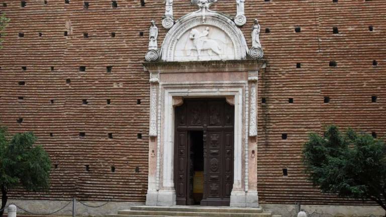 Forlì, riapre la chiesa del Carmine