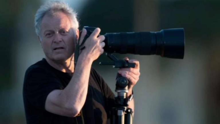 Madri e figli: le 15 donne del fotografo Frisoni di Montescudo