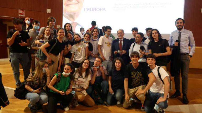 Prodi a Cesena: dopo la lezione, il pranzo alle Cucine popolari - FOTOGALLERY