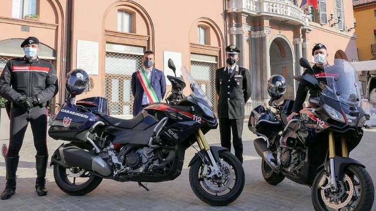 Imola. Due nuove moto Aprilia per i carabinieri