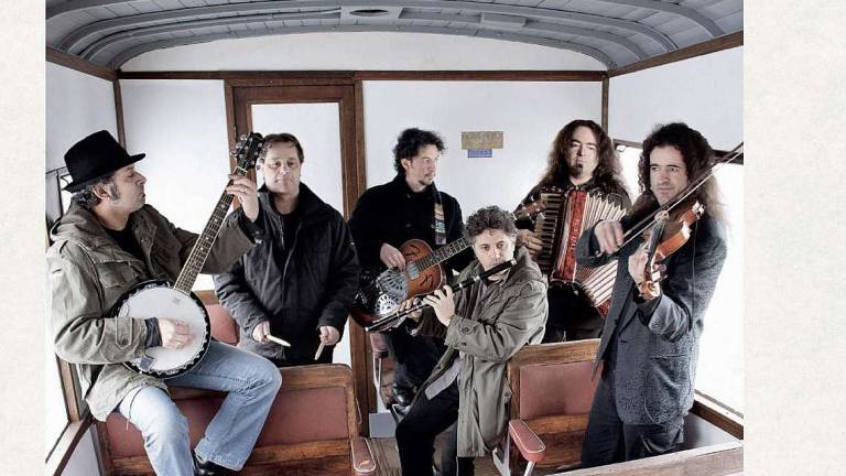 Viaggi e musica: Franco D'Aniello racconta i Modena City Ramblers