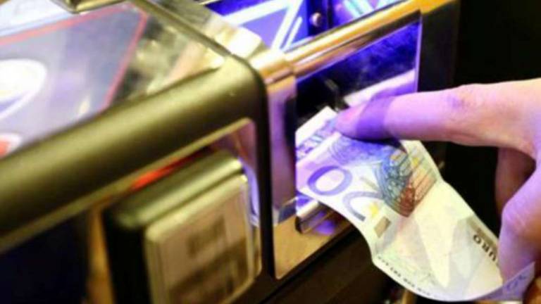 Gioco. In Emilia-Romagna nel 2022 chiuse 14 sale slot e videolottery