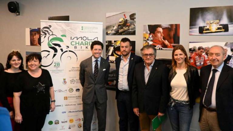 Imola, una pedalata per raccogliere fondi contro la fibrosi cistica