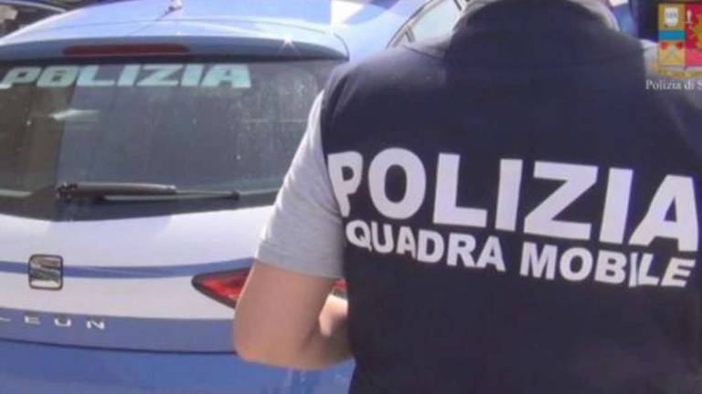 Ravenna: violentava da anni ragazza tetraplegica, arrestato